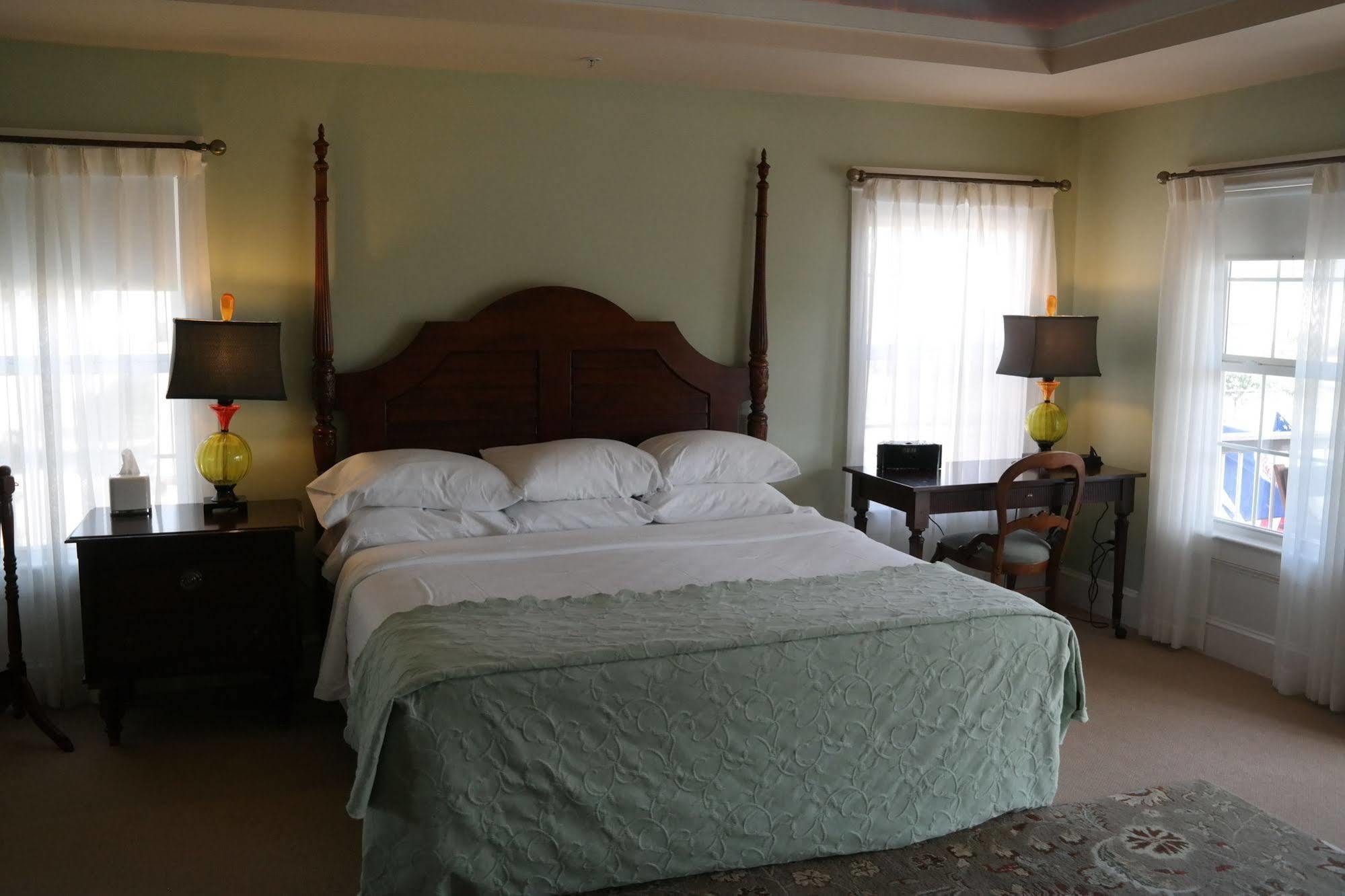 Beach Spa Bed & Breakfast 弗吉尼亚海滩 外观 照片